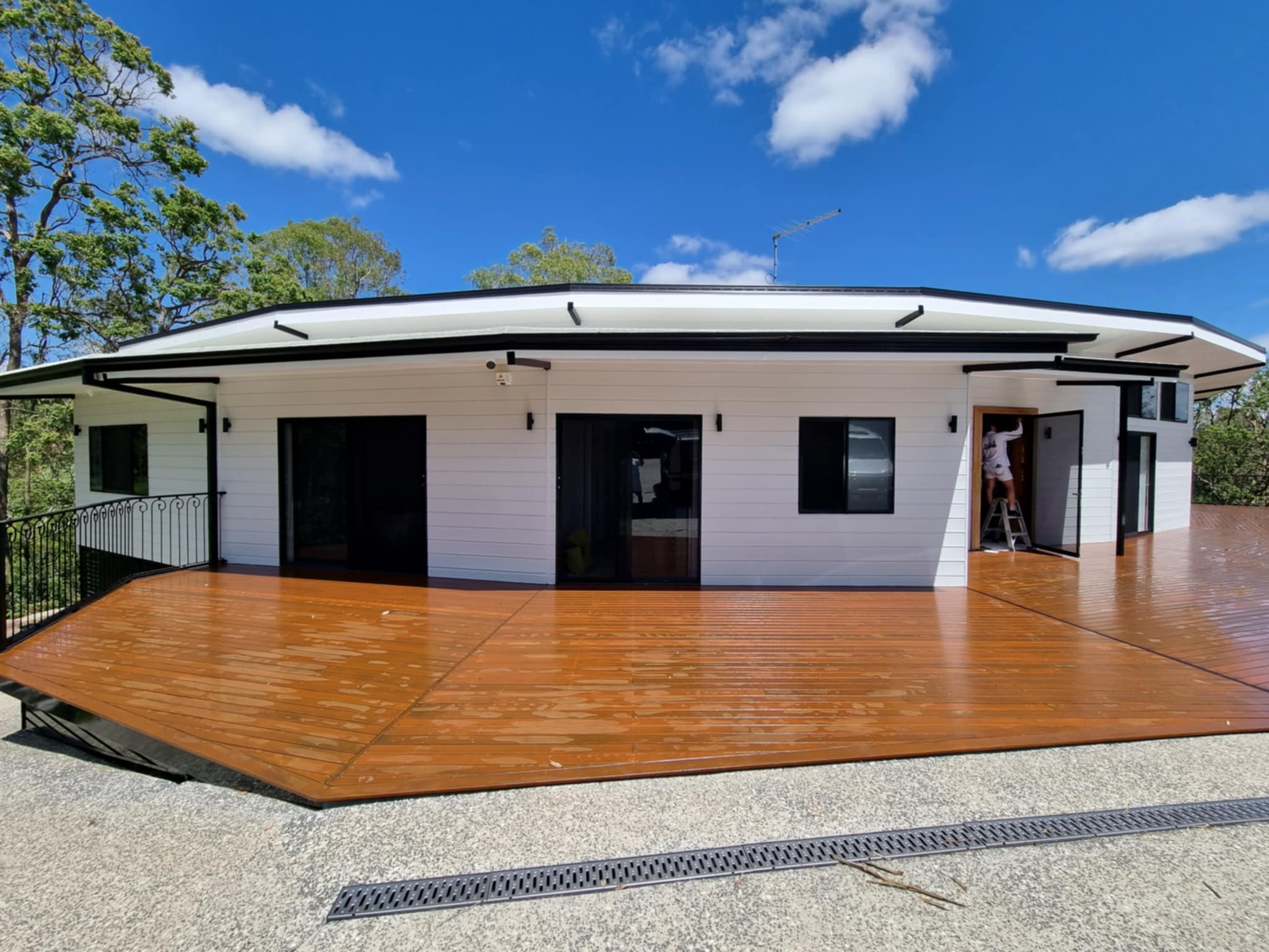 Freshly repainted house exterior in the Ipswich region